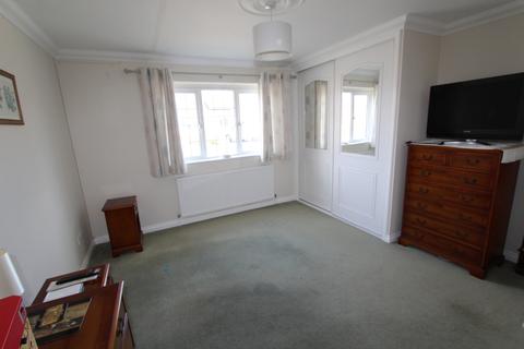 6 Bramley Gardens, Whimple, Exeter, EX5 2SJ