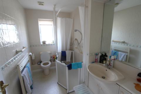 6 Bramley Gardens, Whimple, Exeter, EX5 2SJ