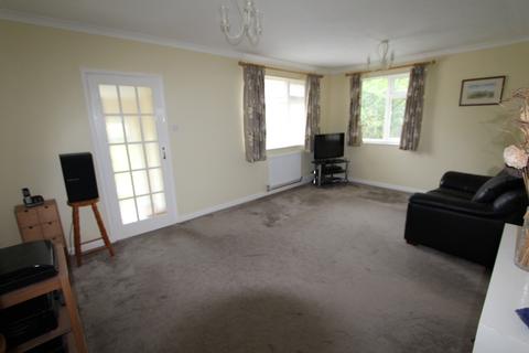 18 Perrys Gardens, West Hill, Ottery St Mary, EX11 1XA