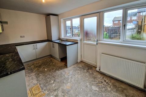 22 Arnside Close, Shaw, Oldham, OL2 8JR