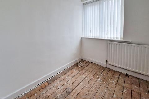 22 Arnside Close, Shaw, Oldham, OL2 8JR