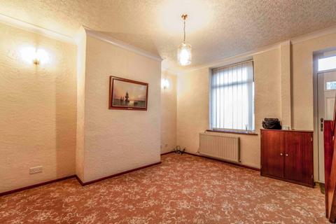 16 Dawson Street, Lees, Oldham, OL4 5AX