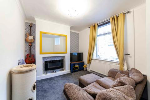 25 Taurus Street, Oldham, OL4 2BN