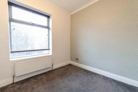 25 Taurus Street, Oldham, OL4 2BN