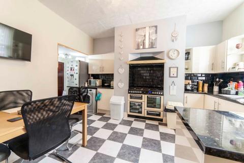 13 West Street, Lees, Oldham, OL4 5AS