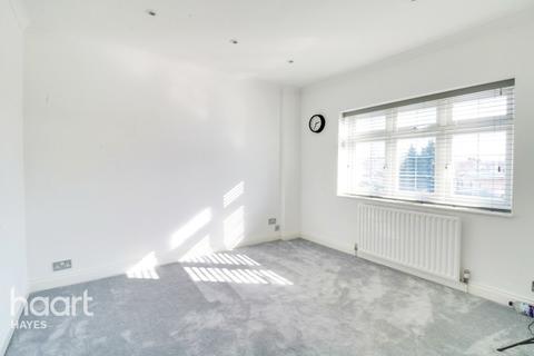 80 Goshawk Gardens, Hayes, UB4 8LB