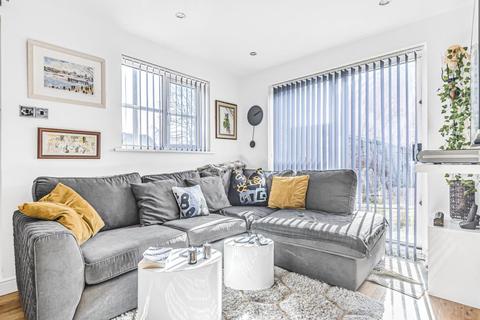 32 Frampton Close, Eastleaze, Swindon, SN5 7EN