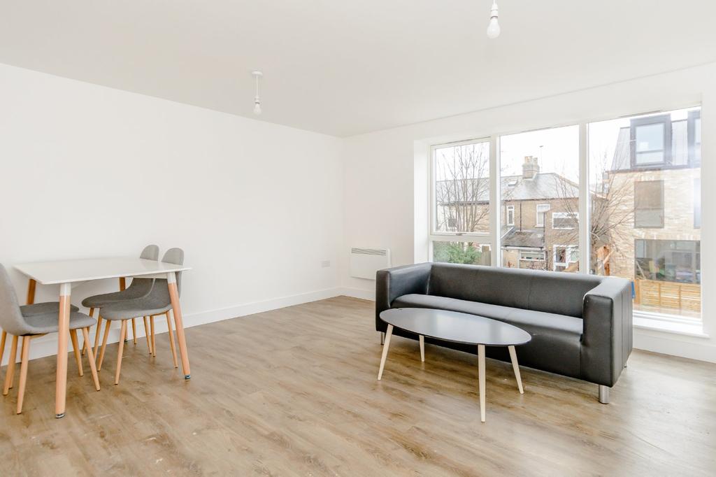 Living/Dining Area