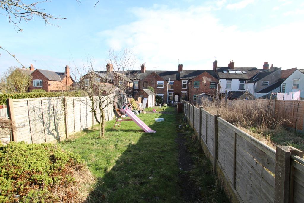 Tutbury Road, BurtonOnTrent, DE13 2 bed terraced house £600 pcm (£