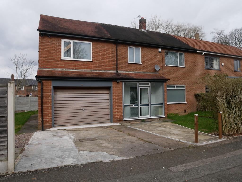 Burton Road, Withington, Manchester 5 bed semidetached house £1,300