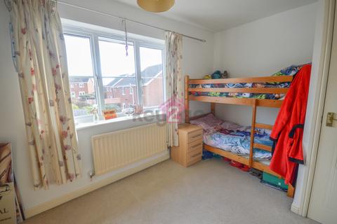16 Bishops Walk, Kiveton Park, Sheffield, S26 6SA