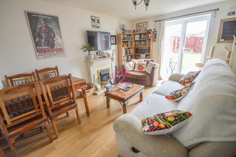 16 Bishops Walk, Kiveton Park, Sheffield, S26 6SA