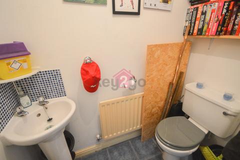 16 Bishops Walk, Kiveton Park, Sheffield, S26 6SA