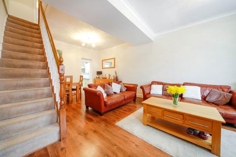 91 King Edwards Road, Enfield, EN3 7DA