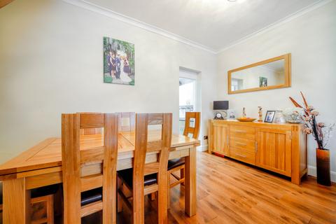 91 King Edwards Road, Enfield, EN3 7DA