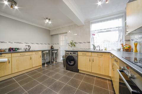 91 King Edwards Road, Enfield, EN3 7DA