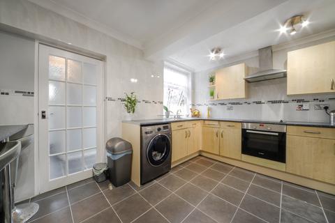 91 King Edwards Road, Enfield, EN3 7DA