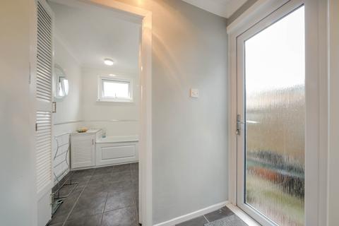 91 King Edwards Road, Enfield, EN3 7DA