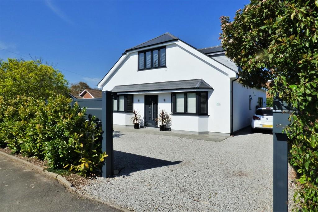 Corfe View Road, Corfe Mullen 5 bed detached house £699,950