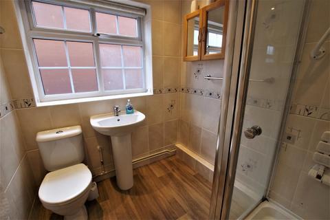5 Byrds Close, Uttoxeter, ST14 7QF