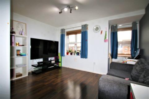 193 Maplin Park, Slough, SL3 8YD