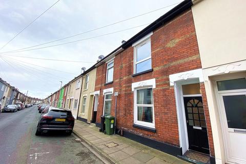 3 bedroom terraced house to rent, Newcome Road, Portsmouth