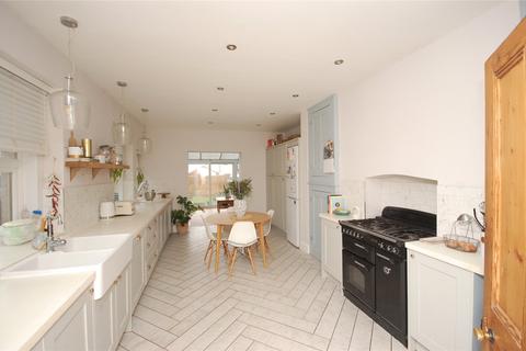 5 Glenmore Road, Minehead, TA24 5BQ