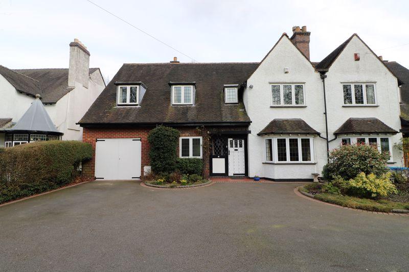 Highgate Avenue, Walsall 5 bed semidetached house £500,000