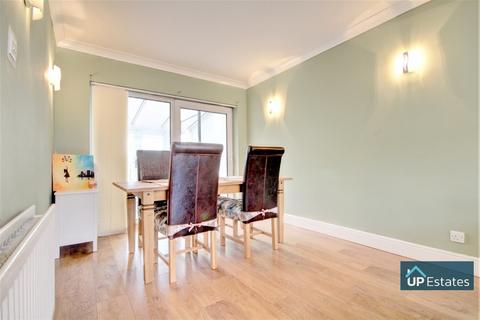 81 Armscott Road, Coventry, CV2 3AJ