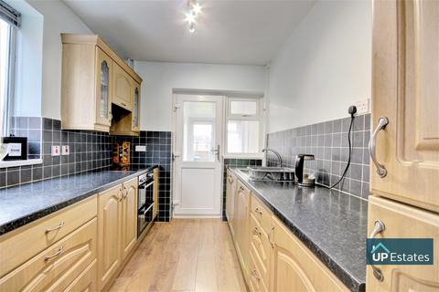 81 Armscott Road, Coventry, CV2 3AJ