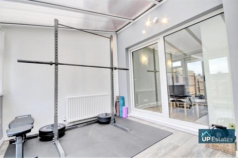 81 Armscott Road, Coventry, CV2 3AJ