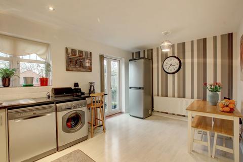 21 Alder Carr Close, Redditch, B98 7PF