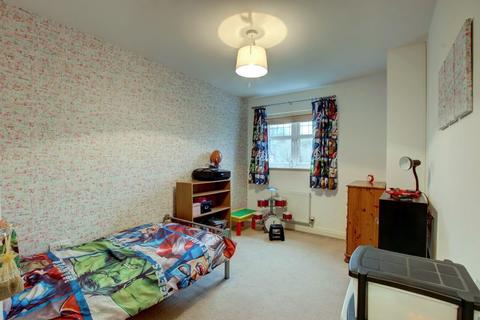 21 Alder Carr Close, Redditch, B98 7PF