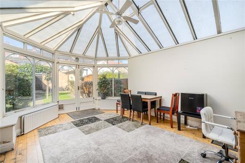 71 The Ridgeway, London, W3 8LP