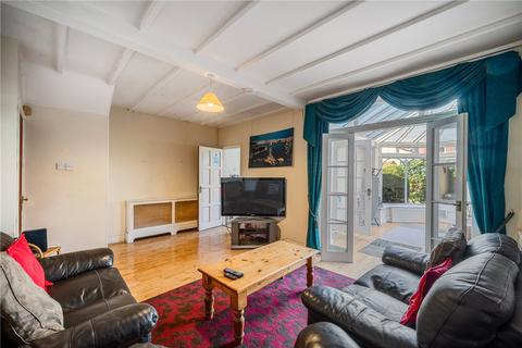 71 The Ridgeway, London, W3 8LP