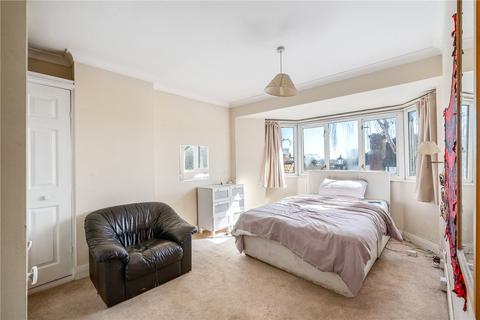 71 The Ridgeway, London, W3 8LP