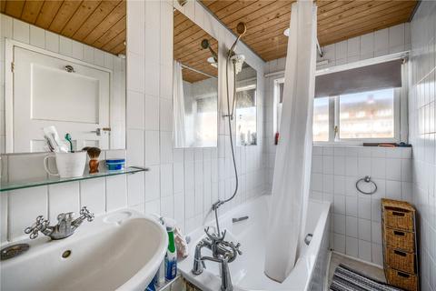71 The Ridgeway, London, W3 8LP