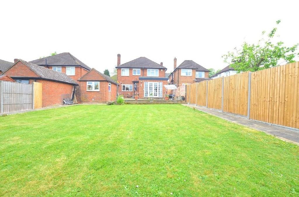 Sudbury Court Road, Harrow,HA1 3SD 4 bed detached house £850,000