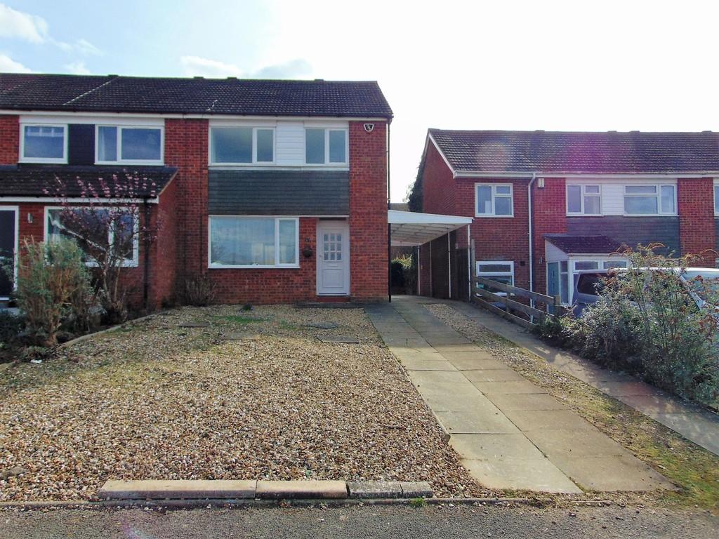 St. Peters Way Weedon NN7 4QJ 3 bed semidetached house £265,000