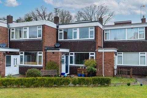 12 Gregory Road, Hedgerley, Slough, SL2 3XL
