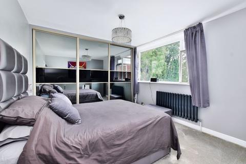 12 Gregory Road, Hedgerley, Slough, SL2 3XL