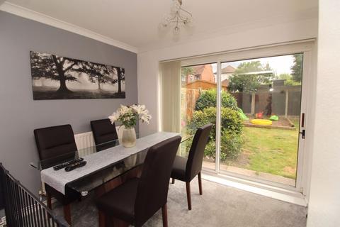 15 Barns Close, Walsall, WS9 9BD