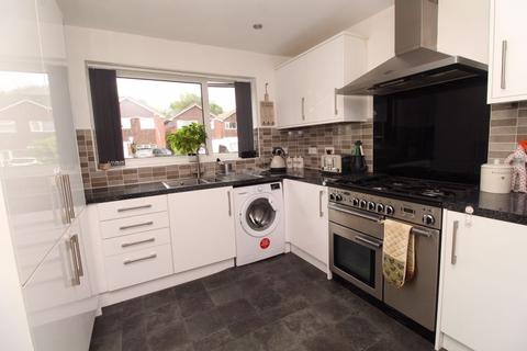 15 Barns Close, Walsall, WS9 9BD