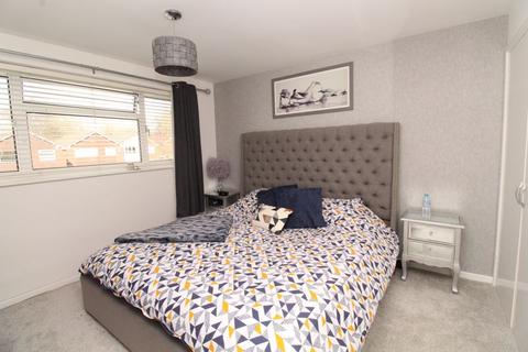 15 Barns Close, Walsall, WS9 9BD