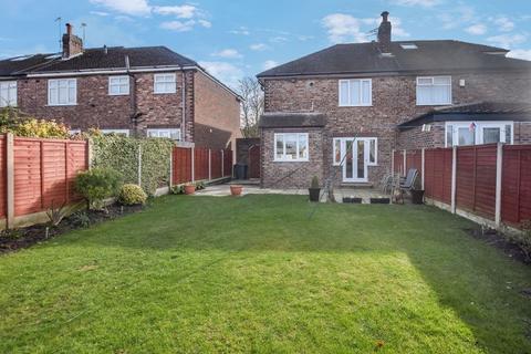 18 Addison Square, Widnes, WA8 7DF
