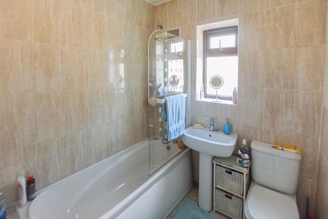 18 Addison Square, Widnes, WA8 7DF