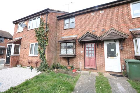 32 Crest Avenue, Grays, RM17 6RW