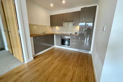 2 bedroom apartment to rent, Leaf Street, Manchester, M15 5GA