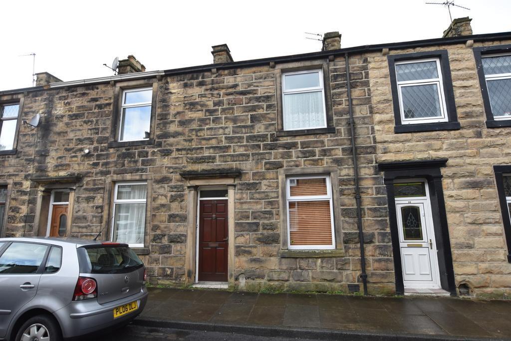 Wilson Street, Clitheroe, BB7 1BH 2 bed terraced house £110,000
