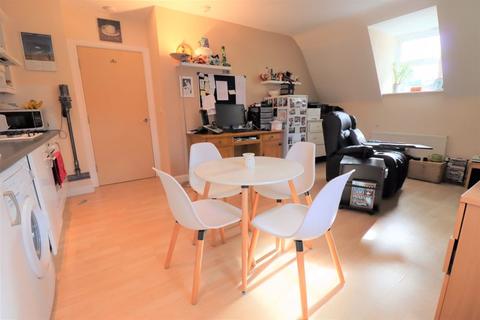 Flat 19, The Links Howbeck Road, Prenton, CH43 6XD